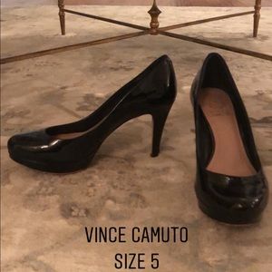 Vince Camuto Black Pumps